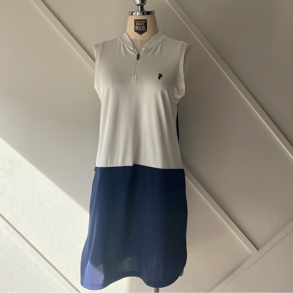 Peak Performance Golf Dress Size S| Athletic Tennis Dress Sporty Chic Activewear